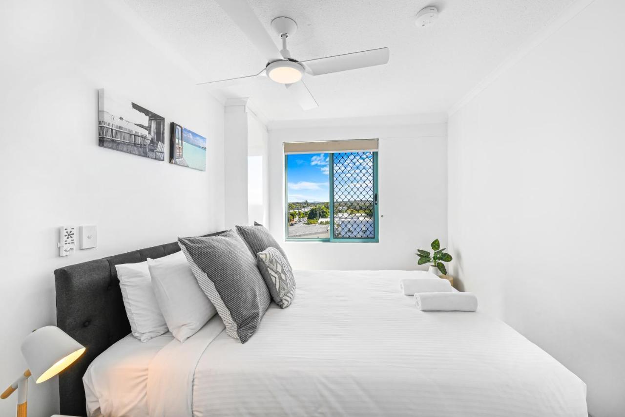 The Norfolks On Moffat Beach Caloundra Buitenkant foto